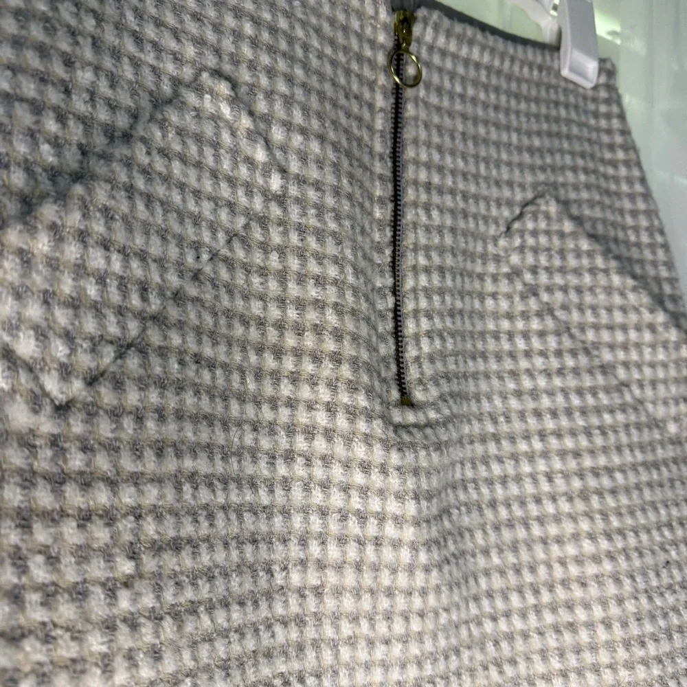 Sisley Houndstooth Tweed Mini Skirt 6 Wool Blend Zip Front Quiet Luxury Coquette